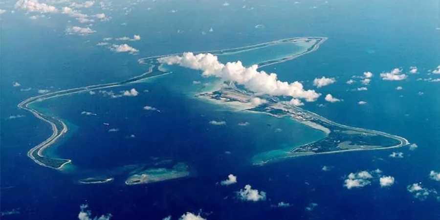 ভারত মহাসাগরে যুক্তরাজ্য-যুক্তরাষ্ট্রের ঘাঁটিতে ইরানের ক্ষেপণাস্ত্র হামলা