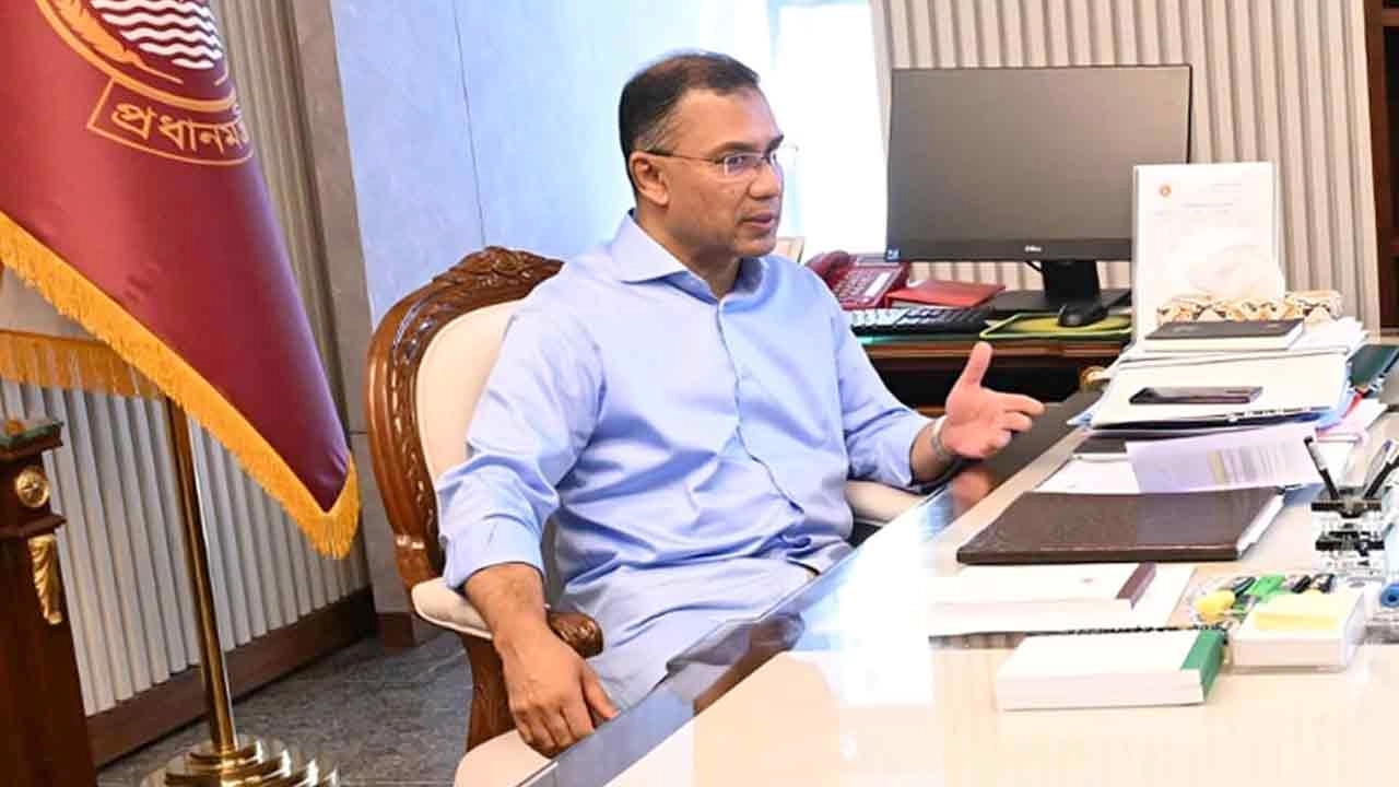 ঈদের ছুটি শেষে অফিস করছেন প্রধানমন্ত্রী