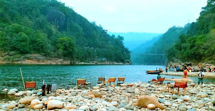 জাফলংয়ে বেড়াতে এসে পানিতে ডুবে প্রাণ গেল শিশুর