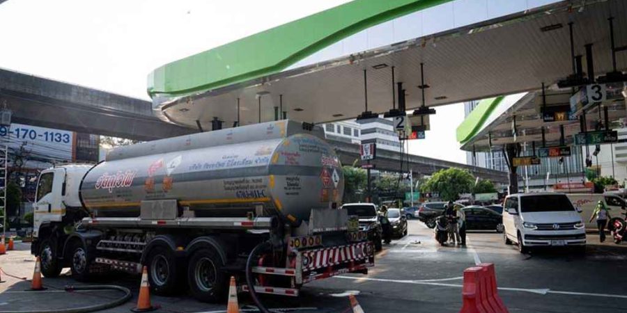 ১ এপ্রিল থেকে পেট্রোল রপ্তানি বন্ধ করছে রাশিয়া