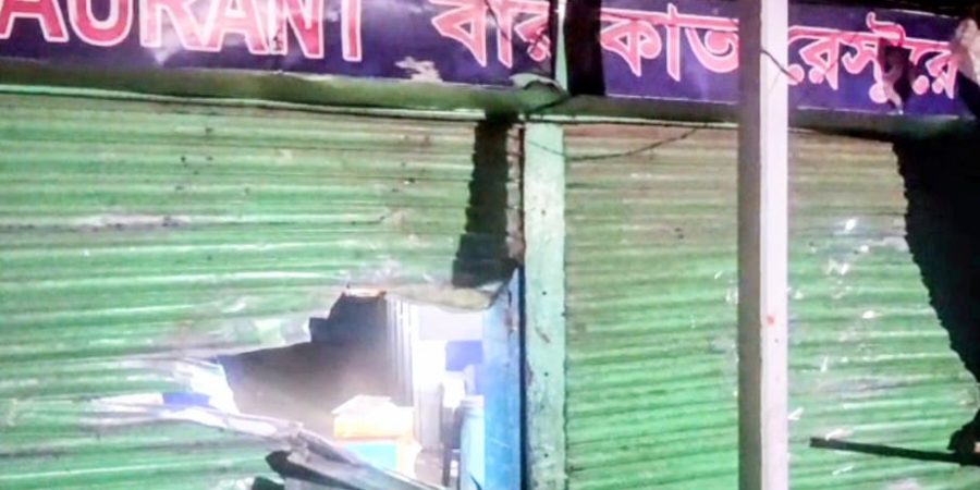 ফেসবুকে পোস্ট নিয়ে দু’পক্ষের সংঘর্ষে আহত ২০