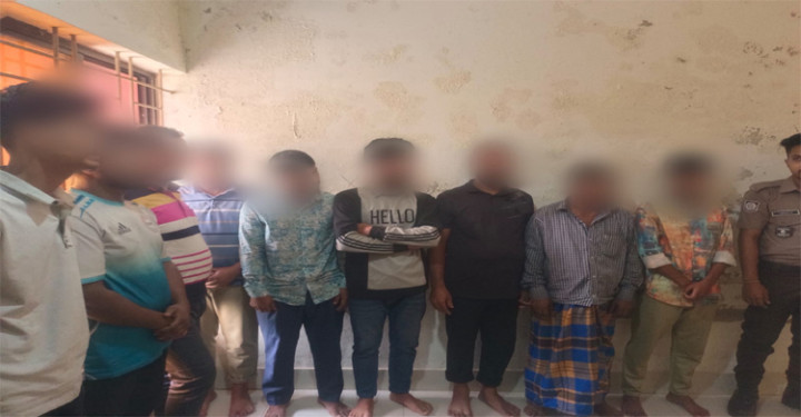 সিলেটে অবৈধ ভারতীয় পণ্যসহ ৯ যুবক আটক