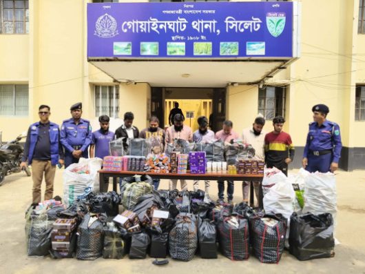 সিলেটে ভারতীয় কসমেটিকসসহ আটক ৮