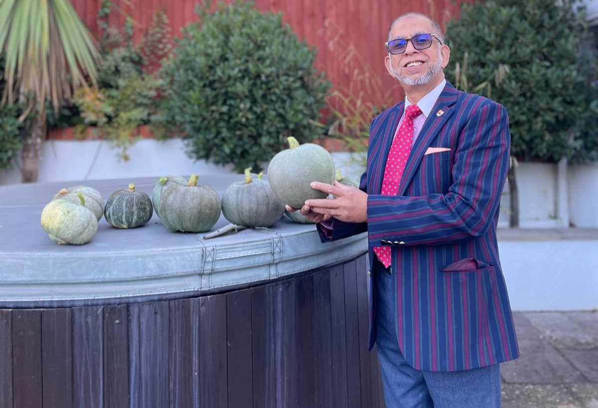 “জ্বালানি সংকটে দীর্ঘ লাইন ভাঙার ডিজিটাল সমাধান—একটি স্মার্ট নীতিমালার প্রস্তাব”