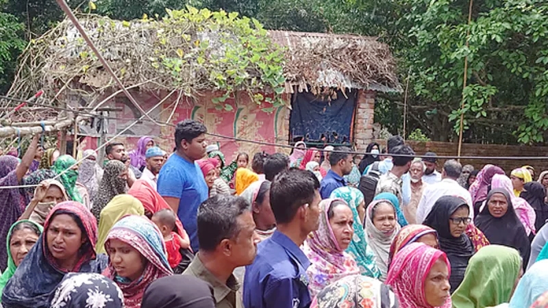 গাজীপুরে গৃহবধূকে হত্যা ও পুত্রবধূকে জখম করে টাকা ও স্বর্ণ লুট