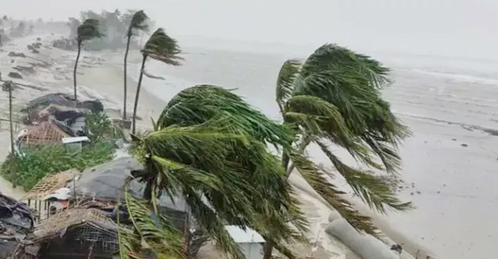ধেয়ে আসছে ভয়ংকর কালবৈশাখী, তাণ্ডব চালাতে পারে যেসব অঞ্চলে