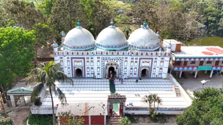 সিলেটে মসজিদের নাম নিয়ে দু’পক্ষের সংঘর্ষ, নিহত ১
