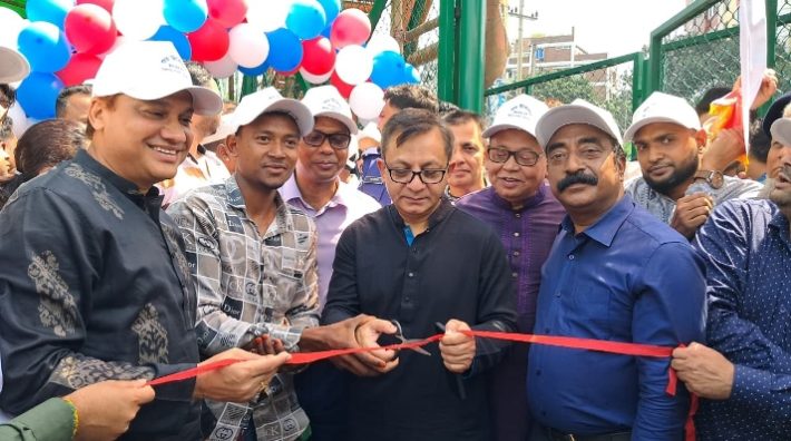 সিলেটে ‘কৃষকের হাট’ উদ্বোধন করলেন বাণিজ্যমন্ত্রী