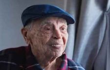 গোপন যে তিনটি অভ্যাসের কথা জানালেন ১১১ বছর বয়সী এই প্রবীণ