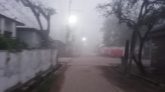 চৈত্রে ভোরের কুয়াশায় ঢেকে যায় পঞ্চগড়
