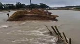 সুনামগঞ্জে হাওরের বাঁধ ভেঙে তলিয়ে গেছে জমির ফসল