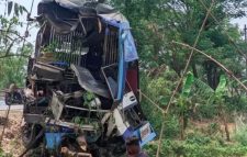 চট্টগ্রামে দুই বাসের সংঘর্ষে নিহত ৪