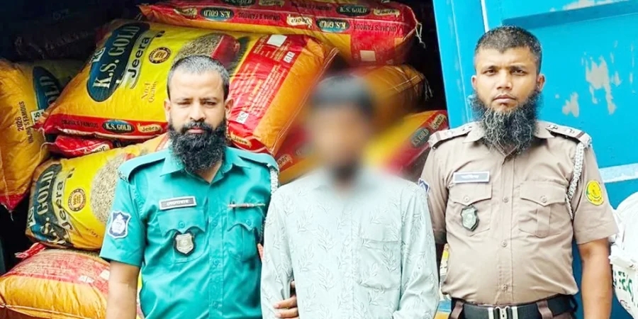 সিলেটে কাভার্ডভ্যান ভর্তি ভারতীয় পণ্যসহ আটক ১