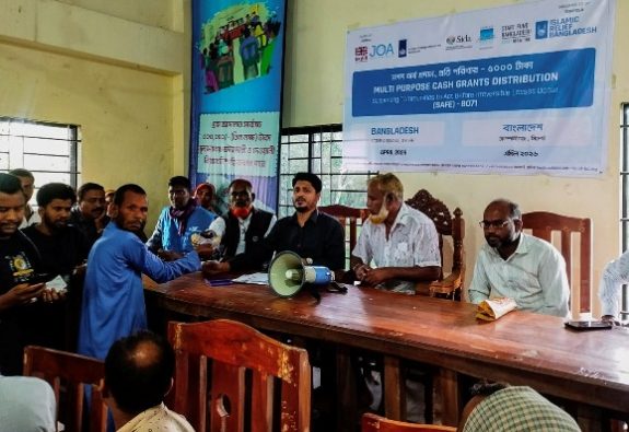 সিলেটে বন্যা মোকাবিলায় সহায়তা পেল ২৭০০ পরিবার