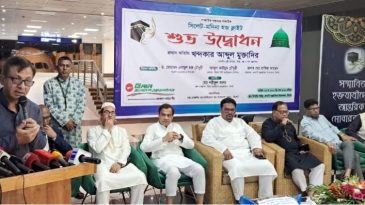 সিলেট থেকে সরাসরি হজ্জ ফ্লাইটের উদ্বোধন করলেন বানিজ্যমন্ত্রী