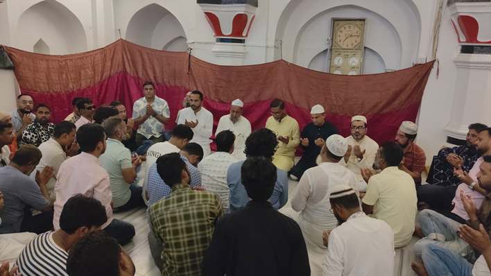 শহীদ জিয়ার শাহাদাৎ বার্ষিকীতে সিলেট জেলা স্বেচ্ছাসেবক দলের দোয়া