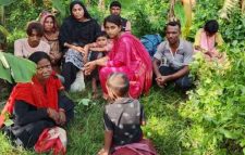 সীমান্তে অবৈধ অনুপ্রবেশের অভিযোগে আটক ১০