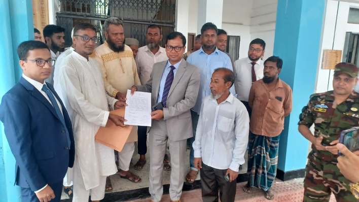সিলেটে বিমানবন্দরের ভূমি অধিগ্রহণের ক্ষতিপূরণের দাবিতে স্মারকলিপি