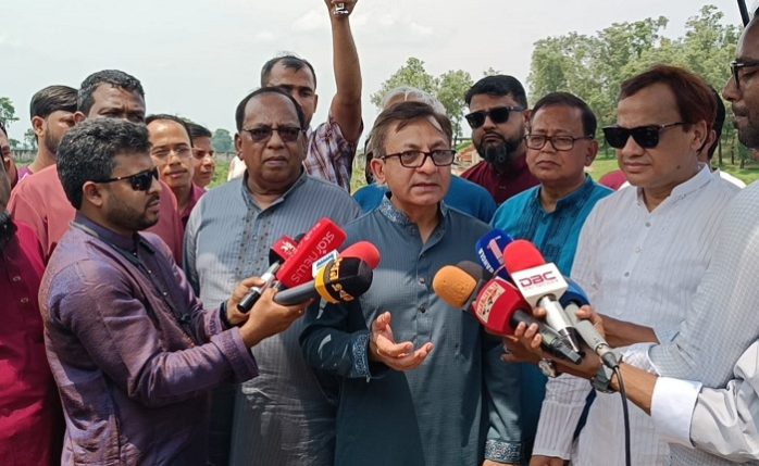জ্বালানির অজুহাতে নিত্যপণ্যের দাম বাড়ানোর সুযোগ নেই : বাণিজ্যমন্ত্রী