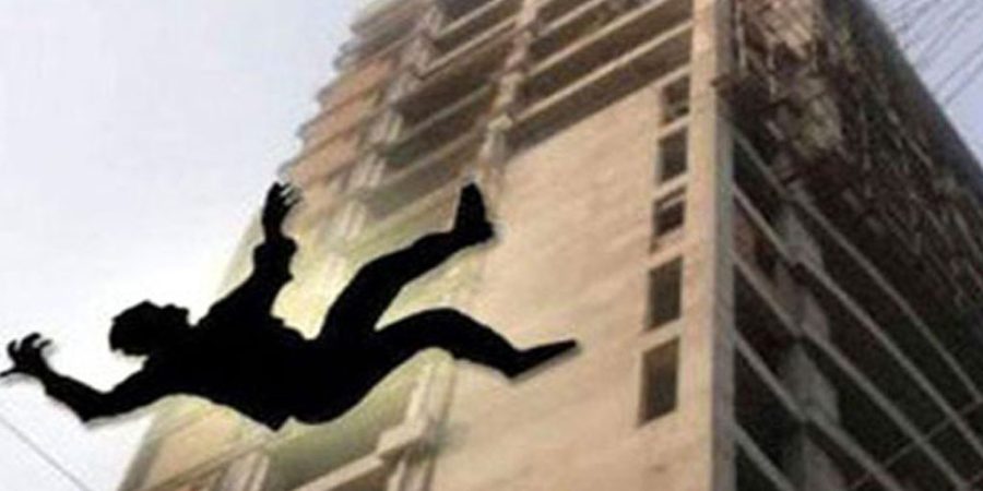 মৌলভীবাজারে বাসার ছাদ থেকে পড়ে কিশোরীর মৃত্যু