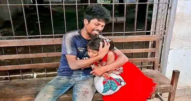 নরসিংদীতে ট্রেনের ধাক্কায় মা-ছেলের মৃত্যু