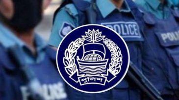 নেভি ব্লু শার্ট বহাল, খাকি প্যান্টে ফিরছে পুলিশ