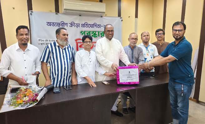 সিলেট জেলা প্রেসক্লাবের অভ্যন্তরীণ ক্রীড়া প্রতিযোগিতার পুরস্কার বিতরণ