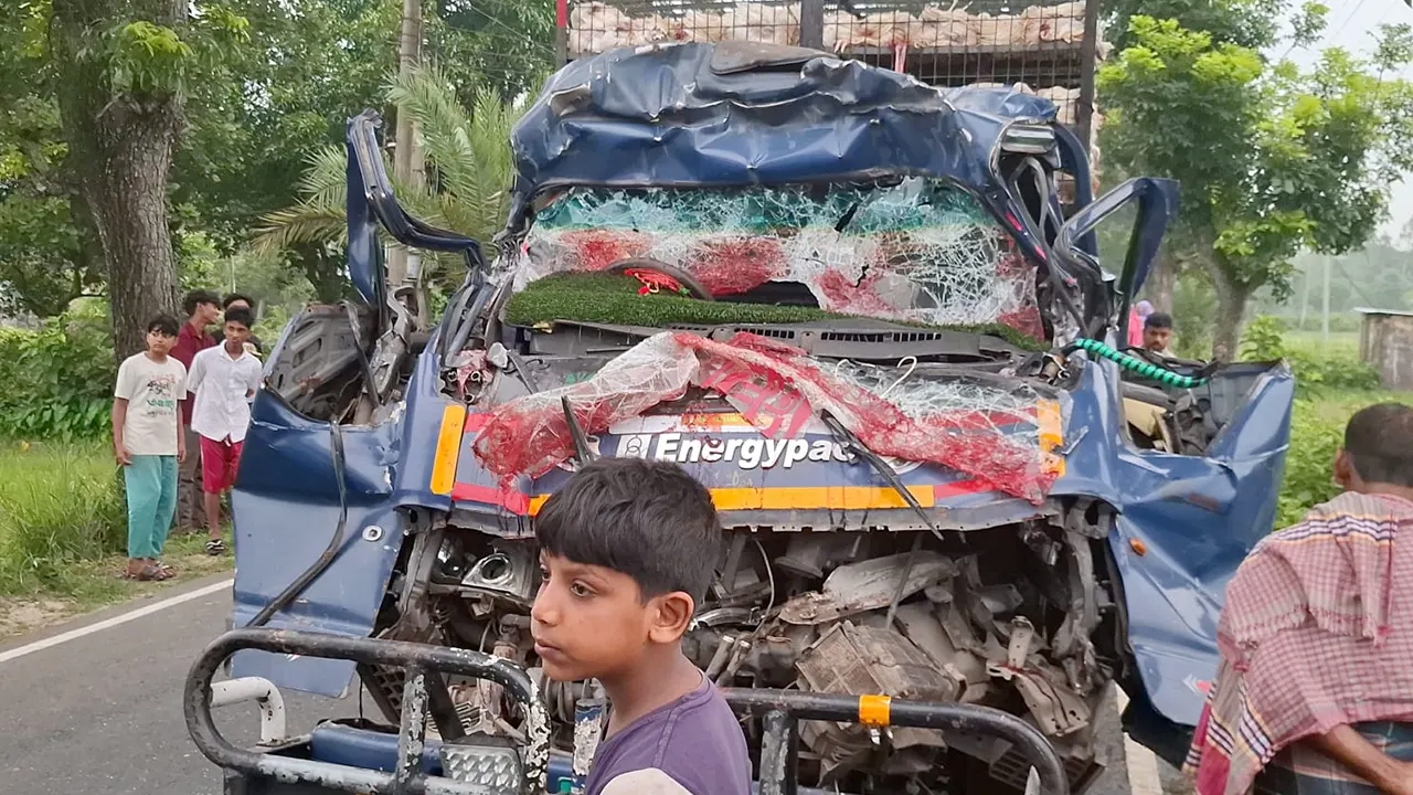 টাঙ্গাইলের সখীপুরে ঝরল ৪ প্রাণ