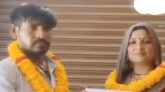 বউকে ছেড়ে ৫২ বছরের শাশুড়িকে বিয়ে করলেন ৩৫ বছরের যুবক!