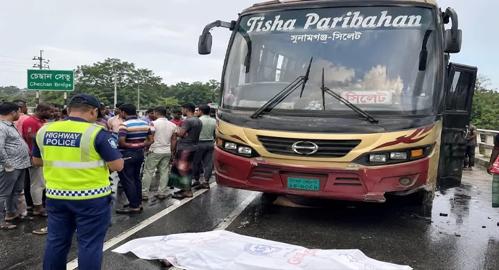 সিলেট-সুনামগঞ্জ সড়কে বাসচাপায় নারীর মৃত্যু