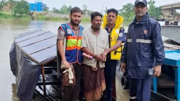 গোয়াইনঘাটে নদীপথে চাঁদাবাজি, আটক ১