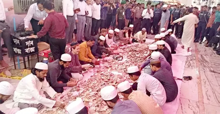 শাহজালাল (রহ.) মাজারের দানবাক্সে ৪দিনে মিললো যত টাকা