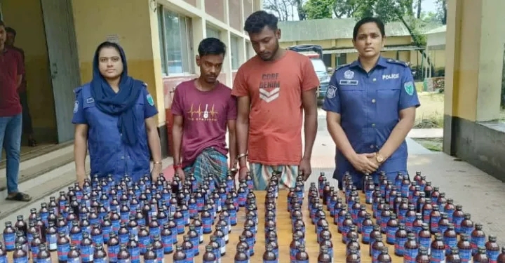 সিলেটে ২২৪ বোতল ভারতীয় ফেনসিডিলসহ ২ যুবক আটক