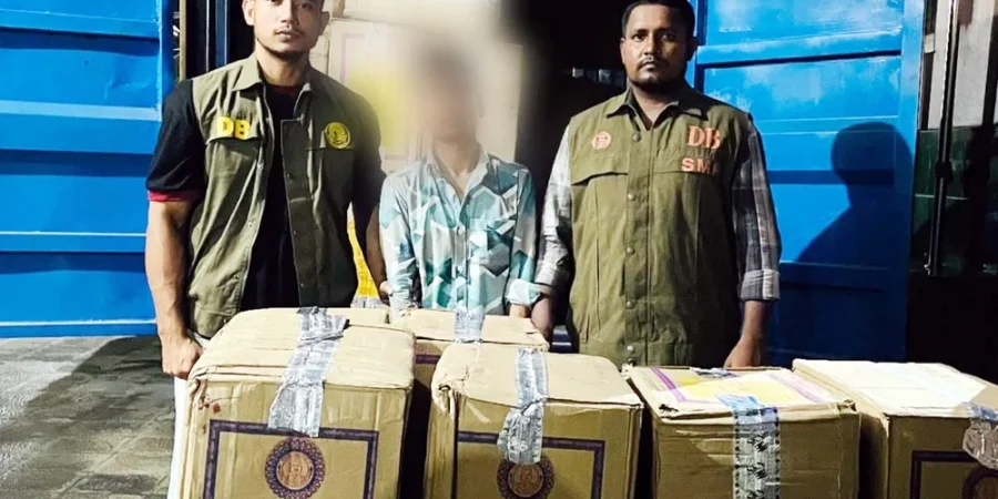 সিলেটে বিপুল পরিমান ভারতীয় নাসির বিড়িসহ আটক ১