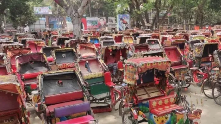 সিলেটে ব্যাটারি রিকশা বন্ধে ফের অভিযান: আটক ৮টি, ৪০টি ব্যাটারি অপসারণ