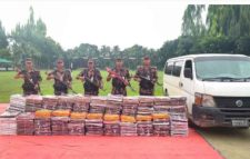১ কোটি ১৭ লাখ টাকার ভারতীয় শাড়ি জব্দ