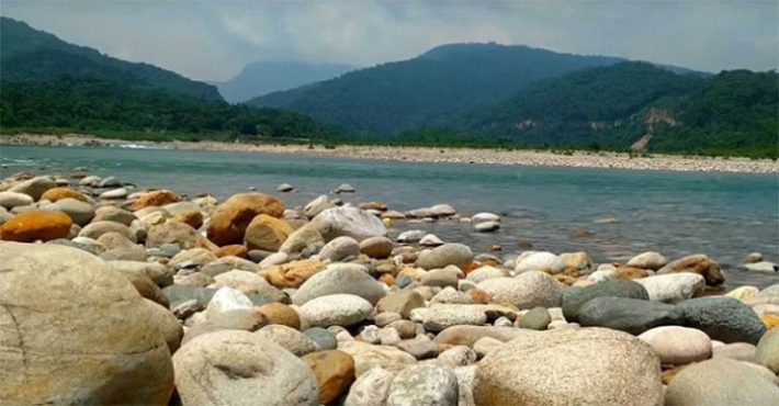সিলেটের সাদাপাথর পর্যটন কেন্দ্র ভ্রমণে দেওয়া নিষেধাজ্ঞা প্রত্যাহার