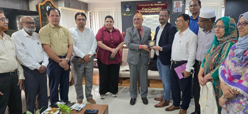 অস্ট্রেলিয়ান হাইকমিশনের প্রতিনিধি দলের সঙ্গে সিকৃবি ভিসির মত বিনিময়