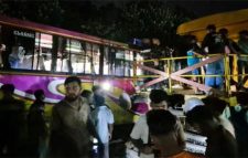রাজবাড়ীতে ট্রেন-বাস-মাহেন্দ্রর ত্রিমুখী সংঘর্ষে নিহত ২