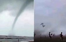 কক্সবাজার সৈকতে শক্তিশালী টর্নেডোর আঘাত, উড়ে গেছে ছাতা-চেয়ার