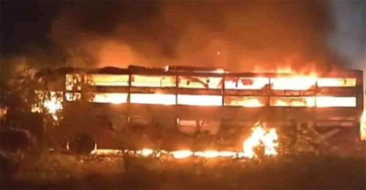 রাজস্থানে বাস-ট্রাকের সংঘর্ষের পর আগুনে নিহত ৭, আহত ২২