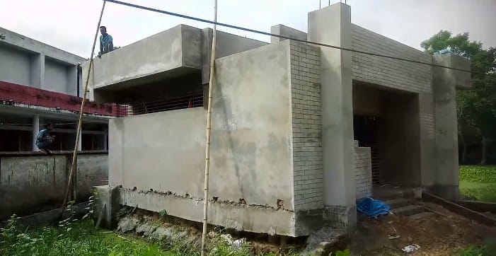 জমির অভাবে কমলগঞ্জে আটকে আছে তৃতীয় পাবলিক টয়লেট