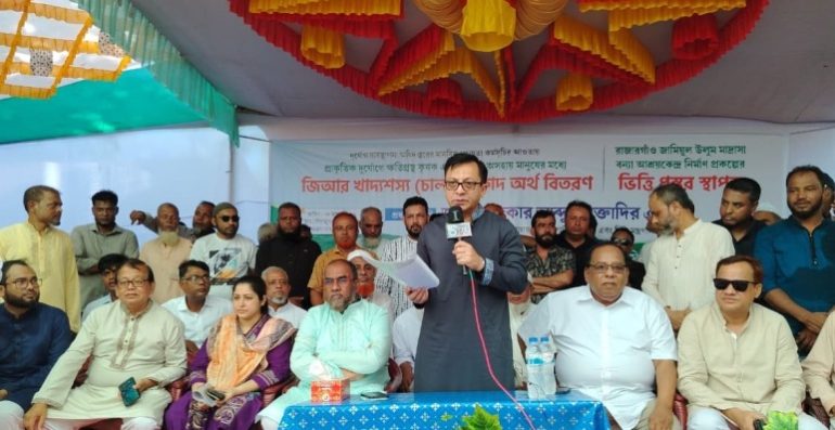 দুর্যোগ মোকাবিলায় টেকসই অবকাঠামো গড়ে তোলা হবে : বাণিজ্যমন্ত্রী