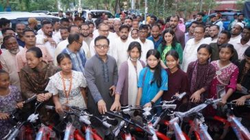 নারীর অর্থনৈতিক ক্ষমতায়নে সরকারের উদ্যোগ অব্যাহত : বাণিজ্য মন্ত্রী