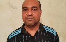 নরসিংদীতে ৫০ পিস ইয়াবাসহ স্বাস্থ্য কমপ্লেক্সের আরএমও আটক