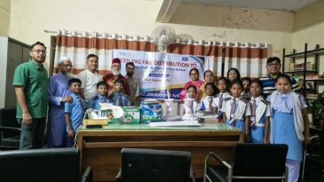 রোটারি ক্লাবের উদ্যোগে বিদ্যালয়ে সিলিং ফ্যান প্রদান