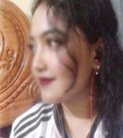 যশোরে অনলাইন জুয়ার আসরে অভিযান, নারী আটক