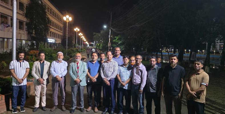 সিকৃবি’র বিভিন্ন সড়কে আধুনিক বৈদ্যুতিক বাতি স্থাপন কার্যক্রমের উদ্বোধন