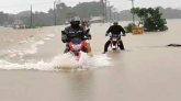 ঢলের পানিতে তলিয়ে গেছে সুনামগঞ্জ-তাহিরপুর সড়ক