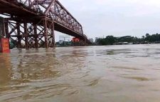 দেশের ১৪ জেলায় বন্যার শঙ্কা, কয়েকটি নদীর পানি বিপৎসীমা অতিক্রম
